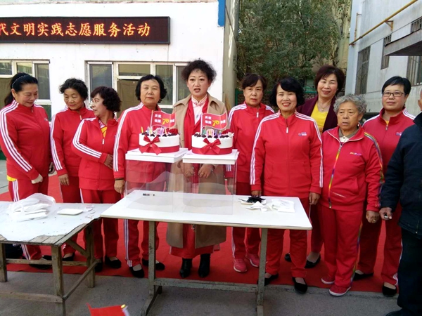 张岩一家亲新时代文明实践志愿者服务红十月敬老篇(三)