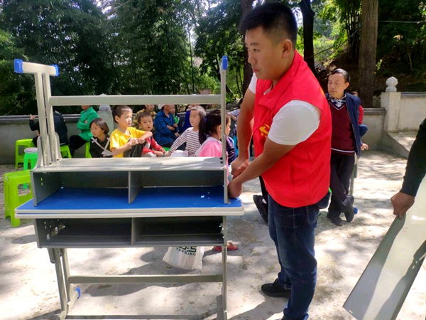 习水苗寨“四点半学校”致力于为苗寨学生提供服务
