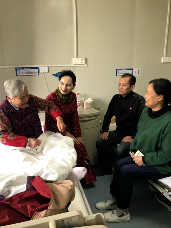 爱如一缕阳光.温暖人心