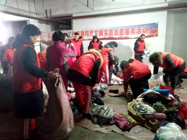 张岩一家亲12.13温暖你