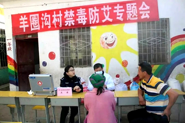 冬日送温暖 关怀暖人心