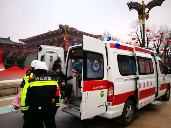 出差偶遇路人昏迷,郑州救援队员孙文学精准救援