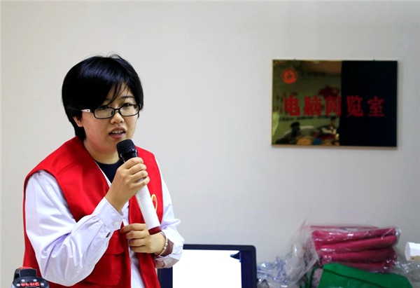 河南开封【黄手环行动】积极预防干预,守护爱的记忆——世界阿尔茨海默病日宣传