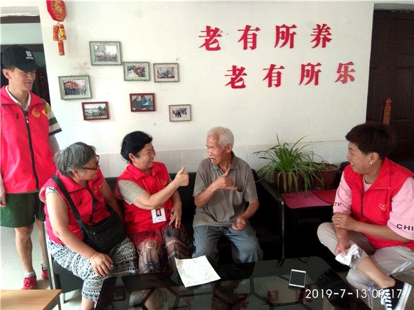 河南开封【手语工作室】 不是亲人胜似亲人 福利院聋人亲人多