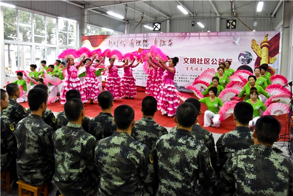 河南开封【乐邻社区志愿服务站】共叙军民鱼水深情