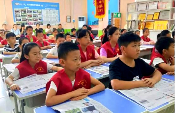 公益小记者中牟县招募组举行新闻写作培训 争做合格小记者