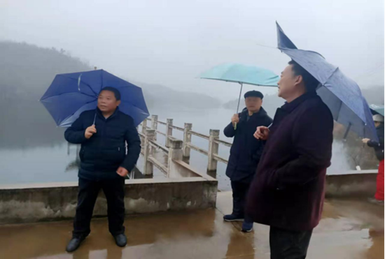 雷锋日回乡教授做公益,促家乡振兴 ——红安公益行公益在线全