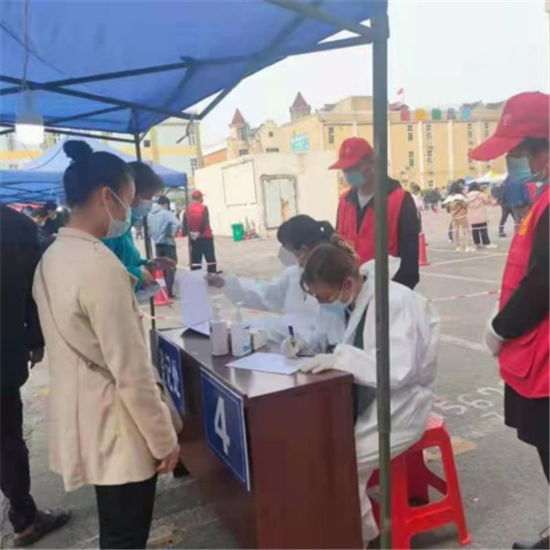 “党旗在心中”——忠于职守,亮剑担当!优秀共产党员职责的诠释!